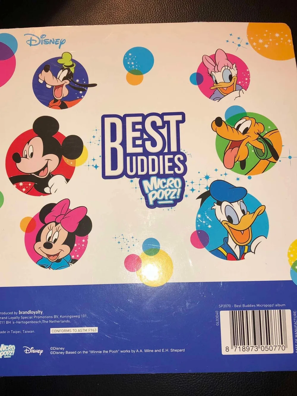 Disney Best Buddies Collector Album - Pink, Blue, Red, Green, Yellow